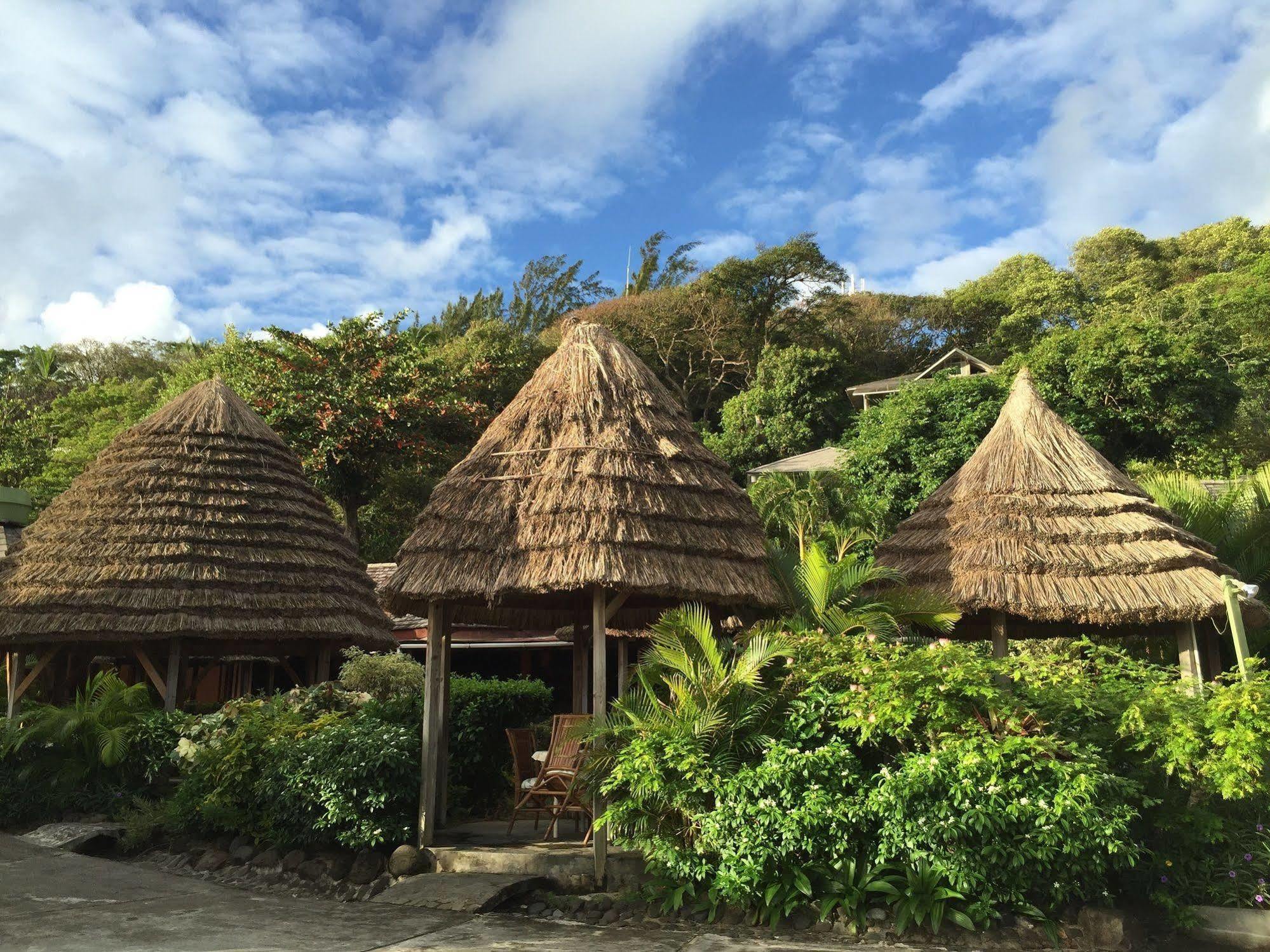 Young Island Resort Calliaqua Exterior photo